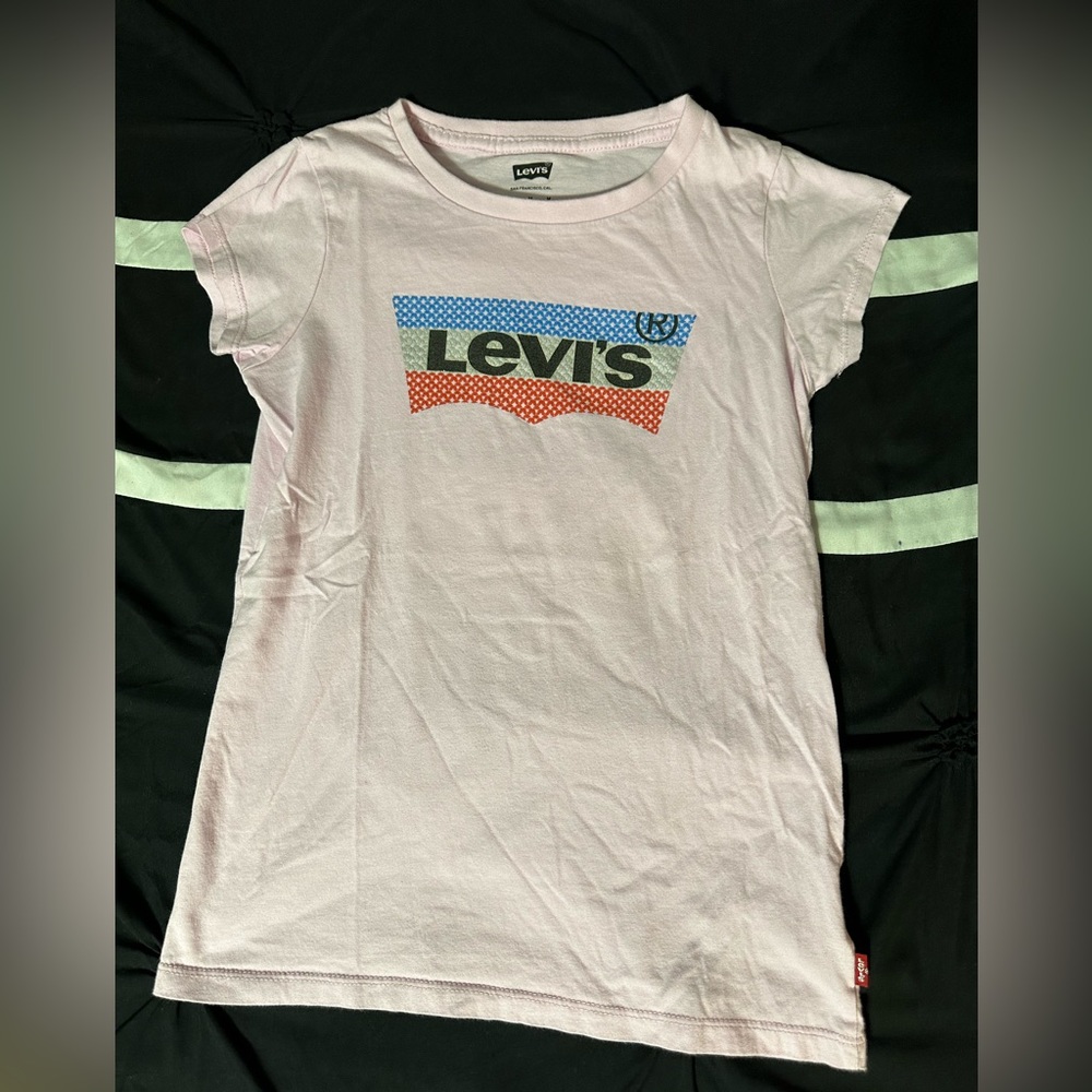 Levi’s tee 10/12